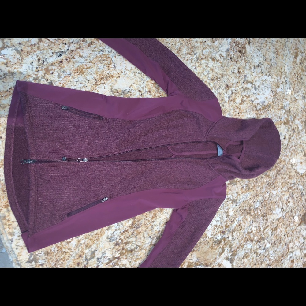 Athleta sweater